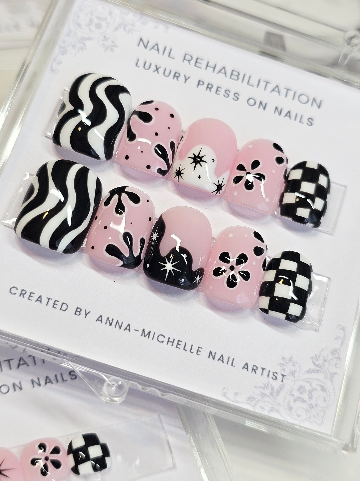 Black and White mix n match press ons with matching toe nails