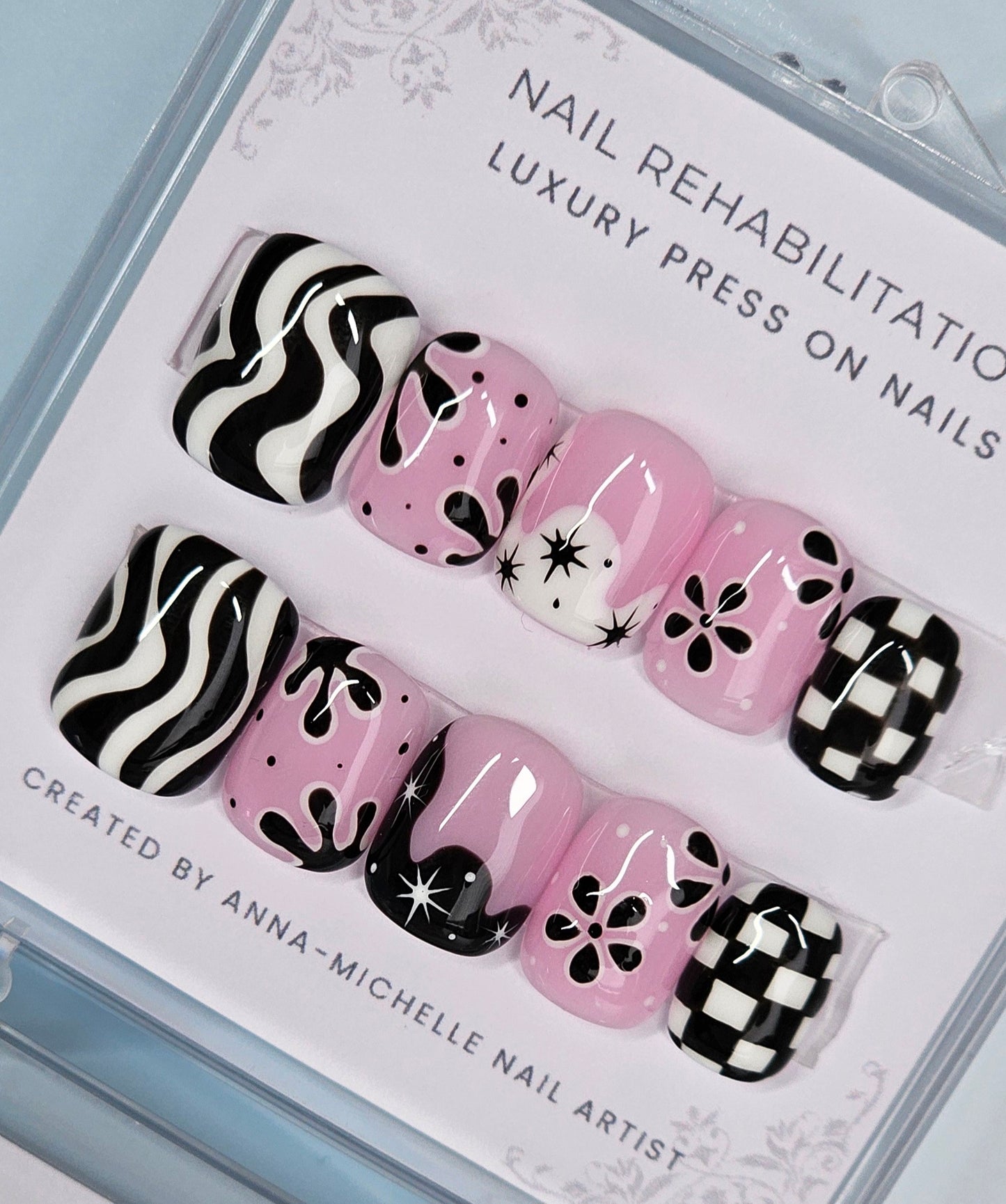Black and White mix n match press ons with matching toe nails